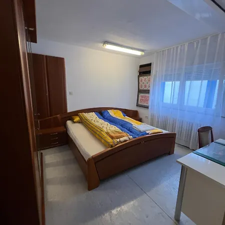 Tl Gastzimmer بيت ضيافة
