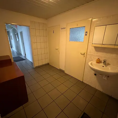 بيت ضيافة Tl Gastzimmer فرانكفورت